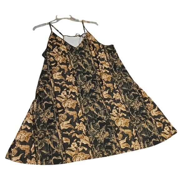 GARYGRAHAM422 Women's Simple Slip Dress in green and gold floral print. Size 3X - Picture 3 of 9
